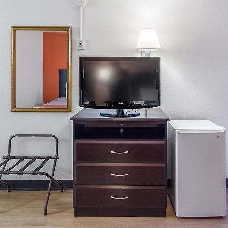 Motel 6-Groton, Ct - Casinos Nearby Екстер'єр фото